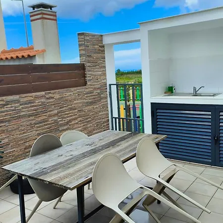 Casa Do Raposo Tatil Evi Rogil